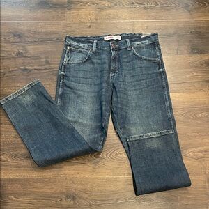 Wrangler Men's Dark Blue Straight Jeans